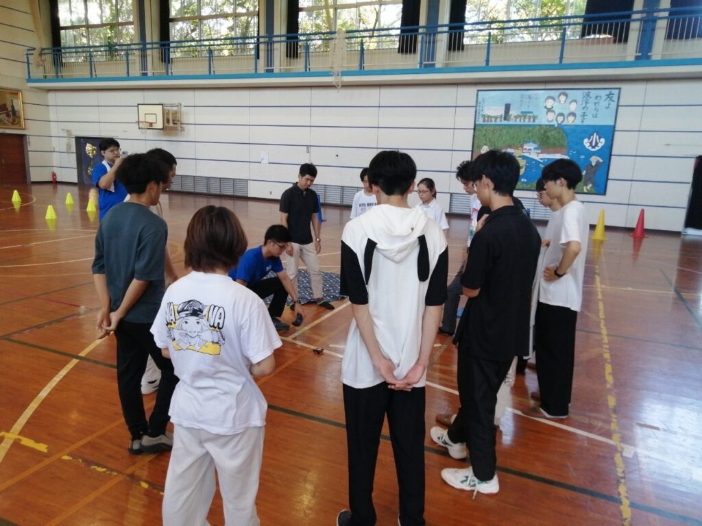 おしんドローンスクール×一橋大学　夏のドローン合宿　トイドローン練習