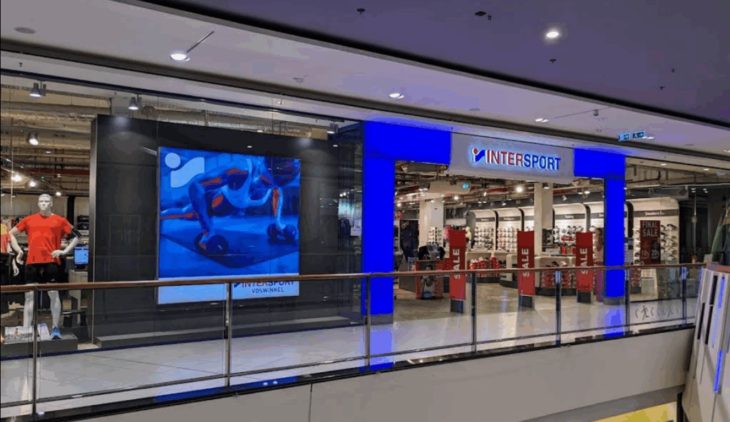 INTERSPORTの画像