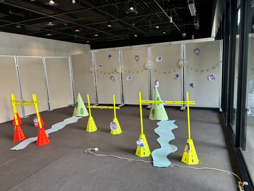 トイドローン体験障害物コース