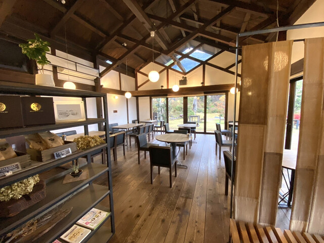 蔵茶房 なつめ　内観