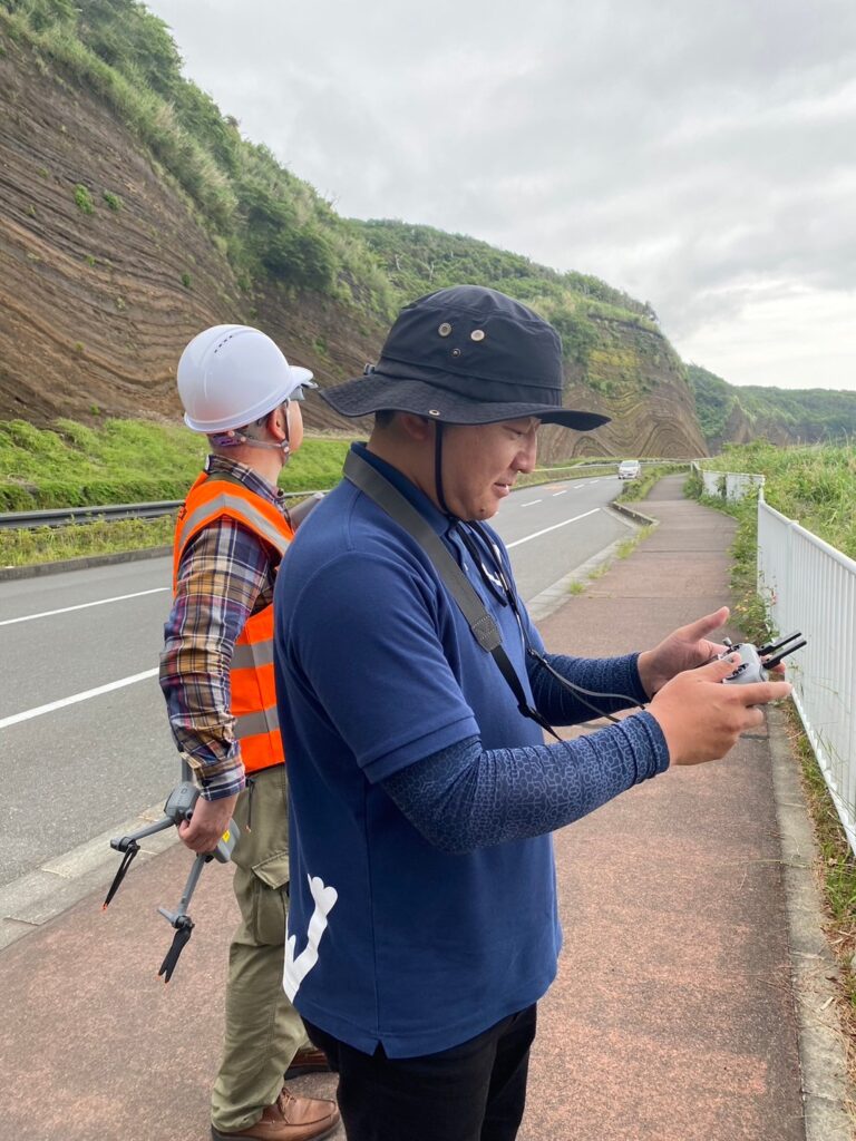 地層大切断面　ドローン練習