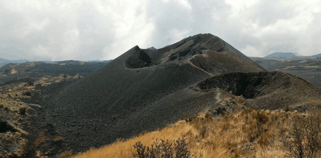 カメルーン山の画像
